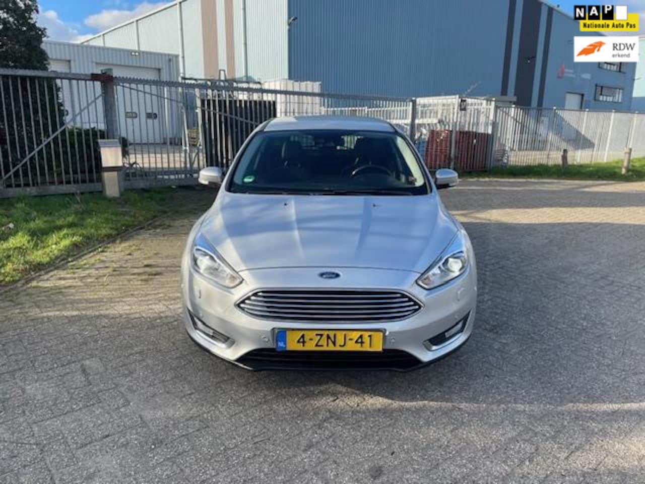 Ford Focus Wagon - 2.0 TDCI Titanium Edition 2.0 TDCI Titanium Edition - AutoWereld.nl