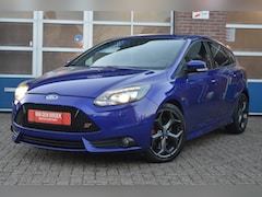 Ford Focus - 2.0 EcoB. ST-3 | RECARO - NAVI - STOEL.VERW