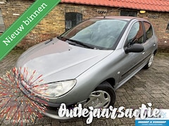 Peugeot 206 - 1.4 XT nieuwe apk