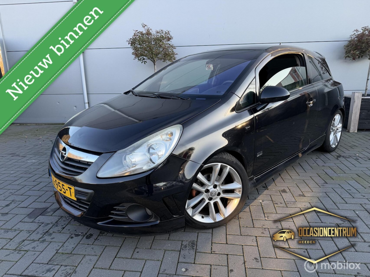 Opel Corsa - 1.4-16V opc uitgevoerd - AutoWereld.nl