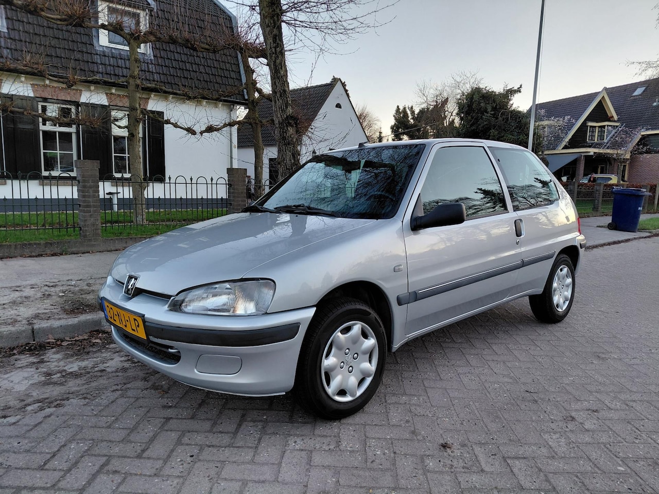 Peugeot 106 - 1.1 XT 1.1 XT - AutoWereld.nl