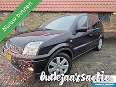 Ford Fusion - 1.6-16V Fusion+ voorruit verw. Privat glass