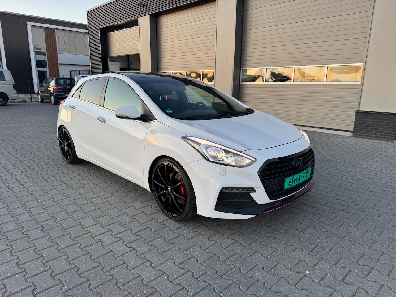 Hyundai i30 - 1.6 GDI Business Edition 1.6 GDI Business Edition - AutoWereld.nl