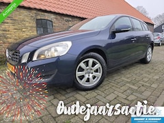 Volvo V60 - 1.6 T3 Kinetic Automaat