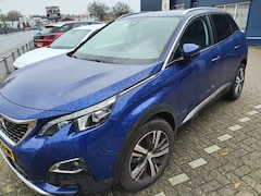 Peugeot 3008 - 1.2 PureTech Allure | Achterbank in delen neerklapbaar | Achteruitrijcamera | Apple Carpla