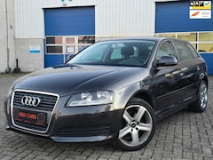 Audi A3 Sportback - 1.4 TFSI Attraction Pro Line Business AUTOMAAT/AIRCO/PDC/