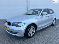 BMW 1-serie - 118i Business Line Cruise Contole, Climat Controle, Nieuwe Apk 04-12-2026