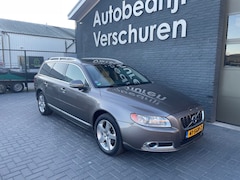 Volvo V70 - 1.6 T4 Limited Edition automaat front camera schuifdak stoelverwarming