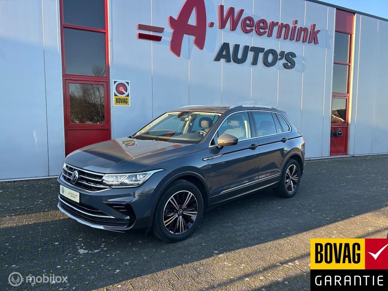 Volkswagen Tiguan - 1.5 TSI Elegance Trekhaak wegklapbaar Elec. a.klep. - AutoWereld.nl