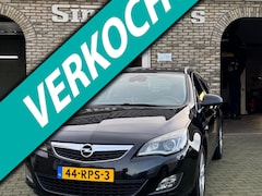 Opel Astra Sports Tourer - 1.4 Cosmo Bj 2011 Zeer nette auto
