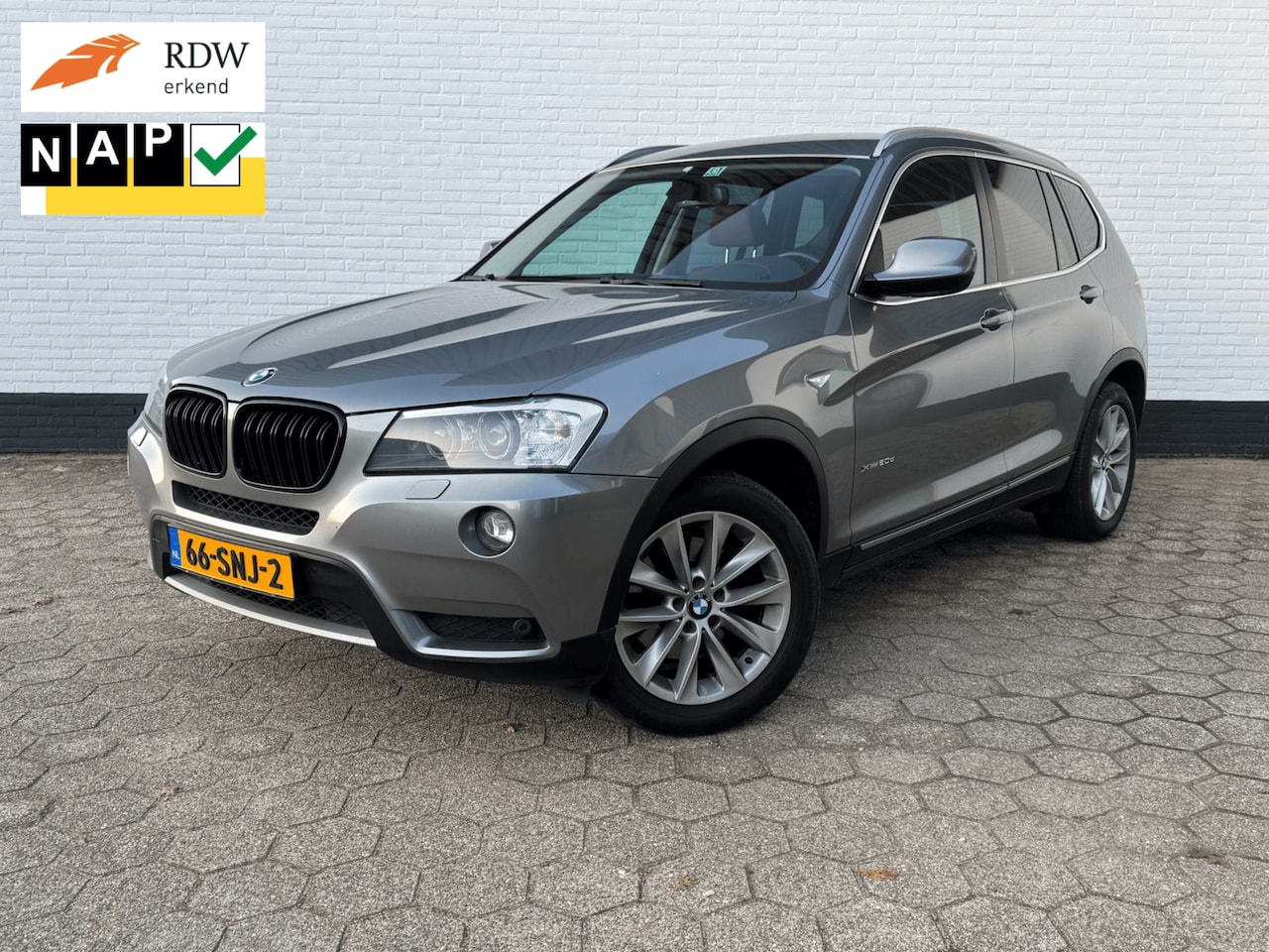 BMW X3 - XDrive20d High Executive l LEDER l CRUISE l TOPSTAAT! - AutoWereld.nl