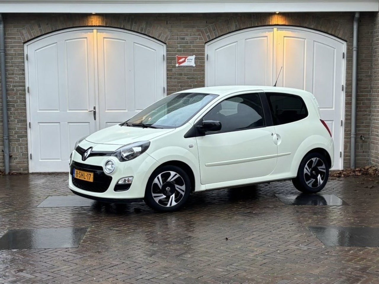 Renault Twingo - 1.2 16V Dynamique met cruise control - AutoWereld.nl