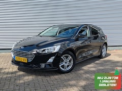 Ford Focus - 1.0 EcoBoost Titanium Business // Camera - Navi. - Winter Pack (Voorruit- en stoelverwarmi