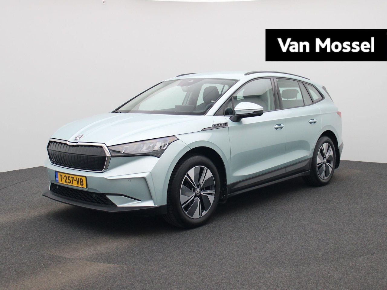 Skoda Enyaq iV - 60 180PK | Trekhaak | Navigatie | Climate Control | Adaptive Cruise Control | Camera | Par - AutoWereld.nl