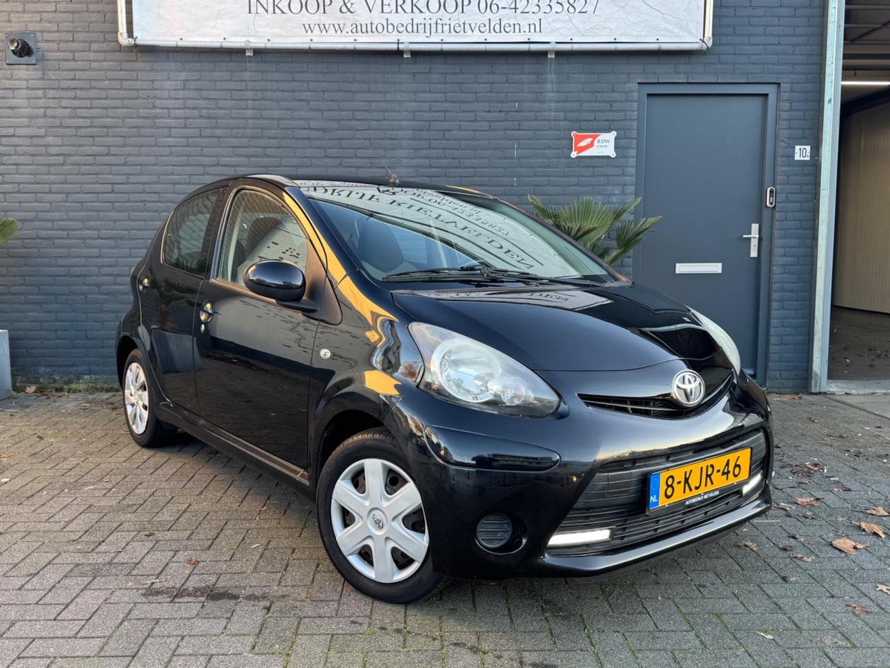 Toyota Aygo - 1.0 VVT-i Aspiration Facelift LED Airco 5drs! NAP! Inruil mogelijk! - AutoWereld.nl