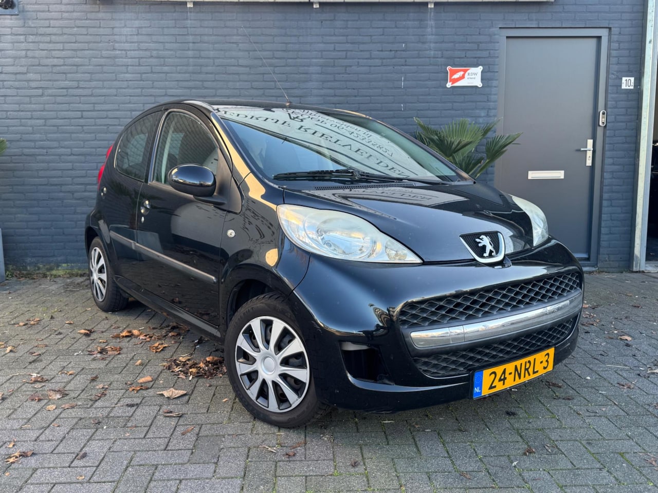 Peugeot 107 - 1.0-12V XS Airco 5drs NAP! Inruil mogelijk! - AutoWereld.nl