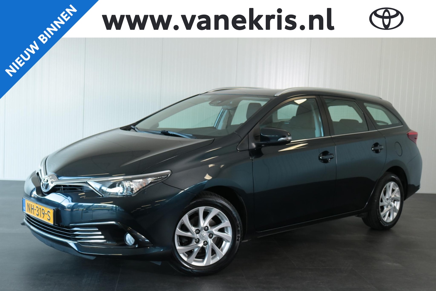 Toyota Auris Touring Sports - 1.2 Turbo Aspiration, Trekhaak - AutoWereld.nl