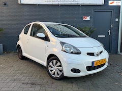 Toyota Aygo - 1.0-12V Access Airco elektrische ramen Inruil mogelijk