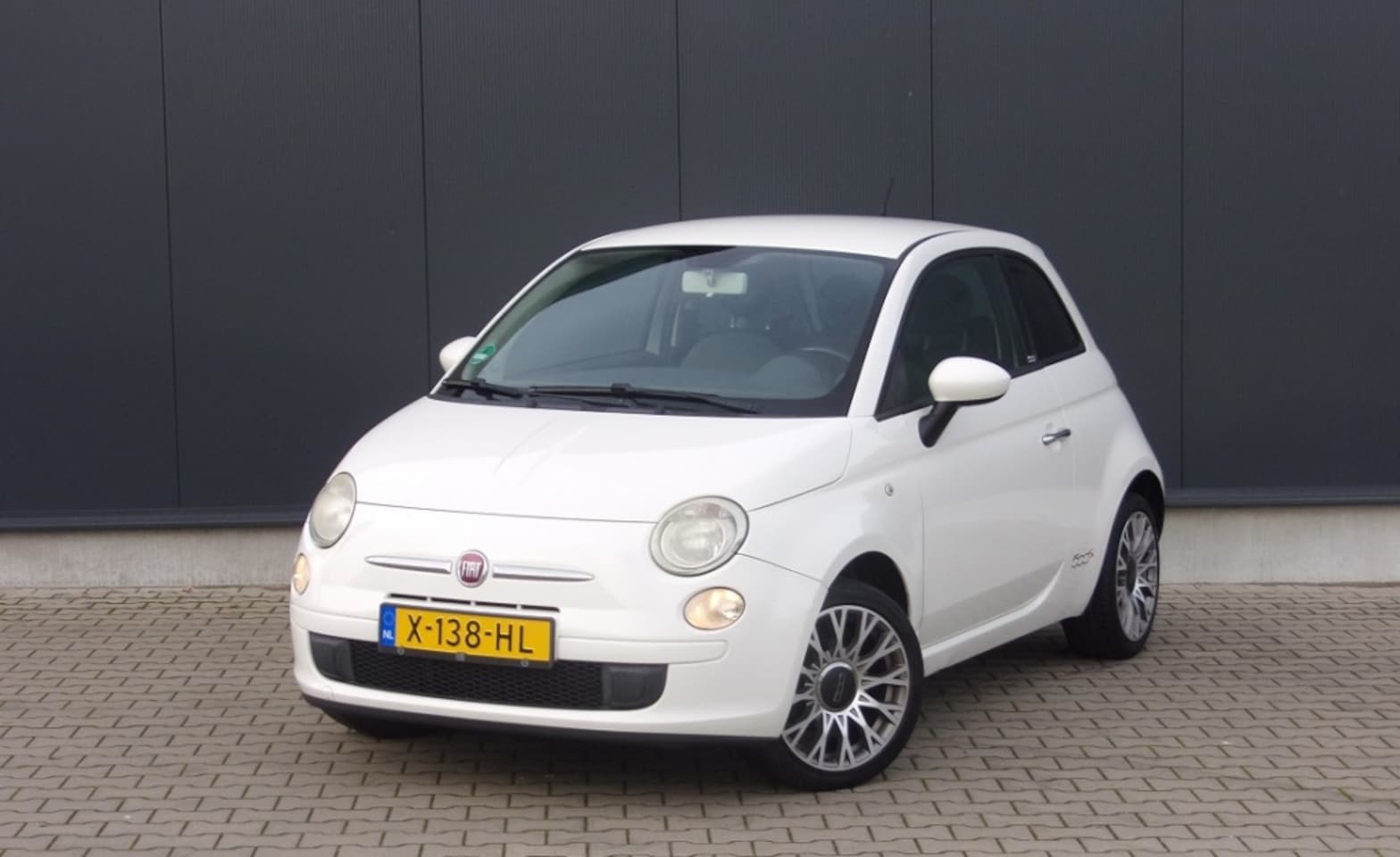 Fiat 500 - 1.2 Sport | Half leer | 17 inch Velgen - AutoWereld.nl