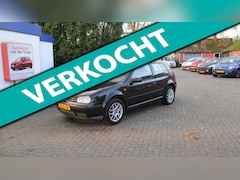 Volkswagen Golf - 1.6 Trendline
