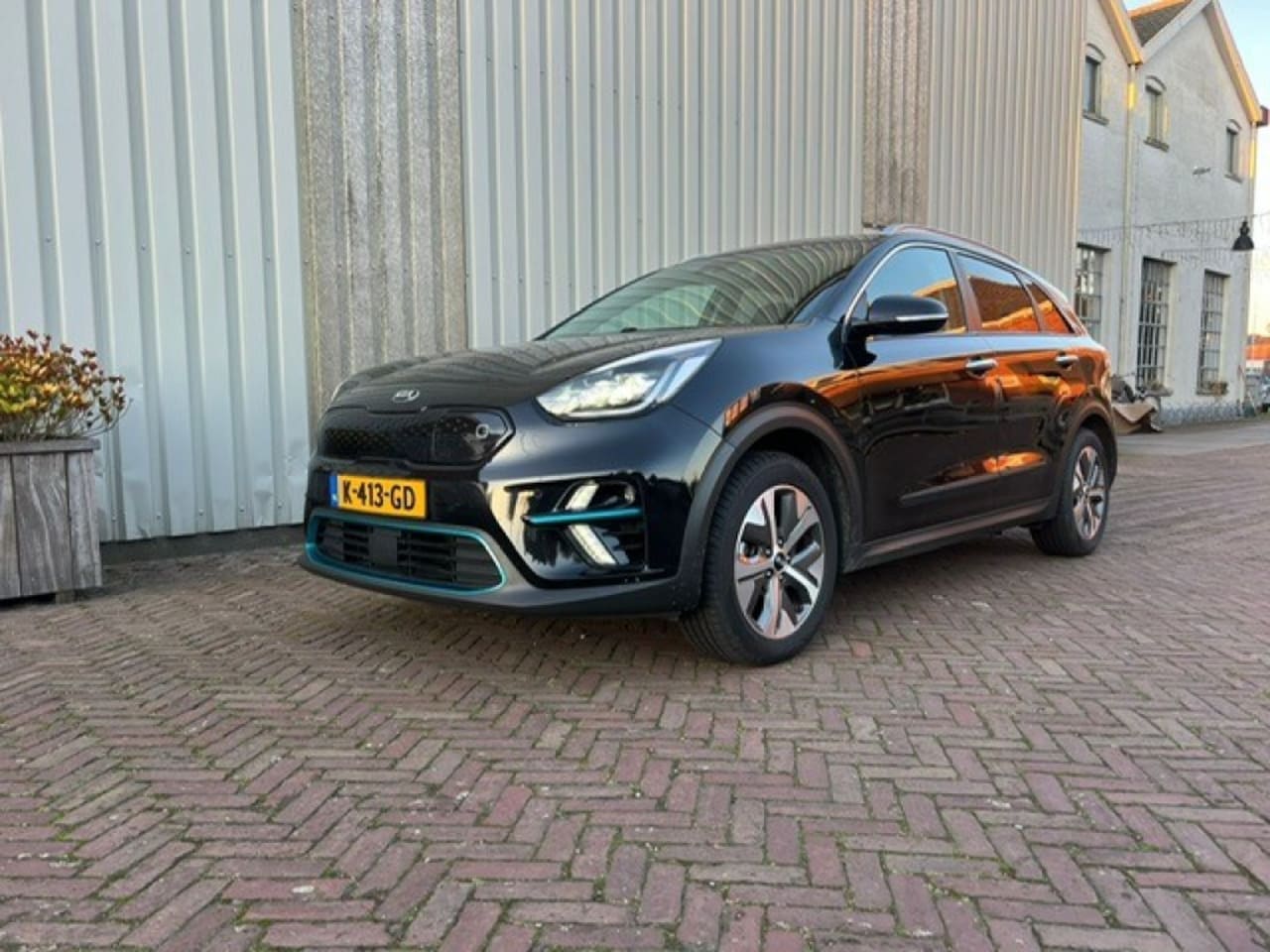 Kia Niro - Executive Line, 3 fase, 64kWh, 204 Pk,  Warmtepomp, leder, SOH 98% JBL Navi Car play Kia d - AutoWereld.nl