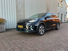 Kia Niro - Executive Line, 3 fase, 64kWh, 204 Pk, Warmtepomp, leder, SOH 98% JBL Navi Car play dealer