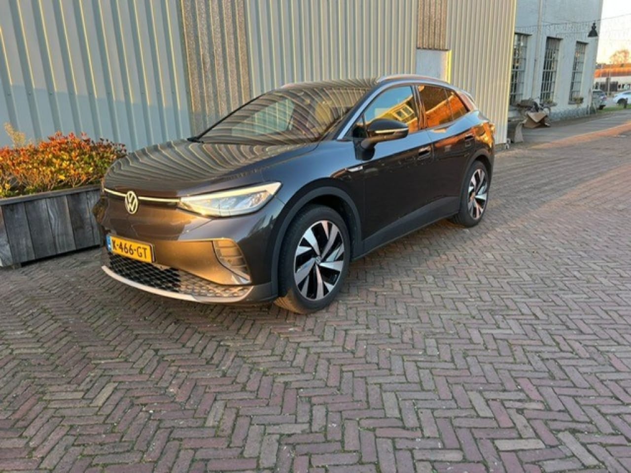 Volkswagen ID.4 - 1st edition, 77 kWh 204 Pk, Adapative Cruise, Climat control, trekhaak, alcantara bekledin - AutoWereld.nl