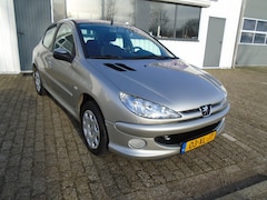 Peugeot 206 - 1.4 FOREVER