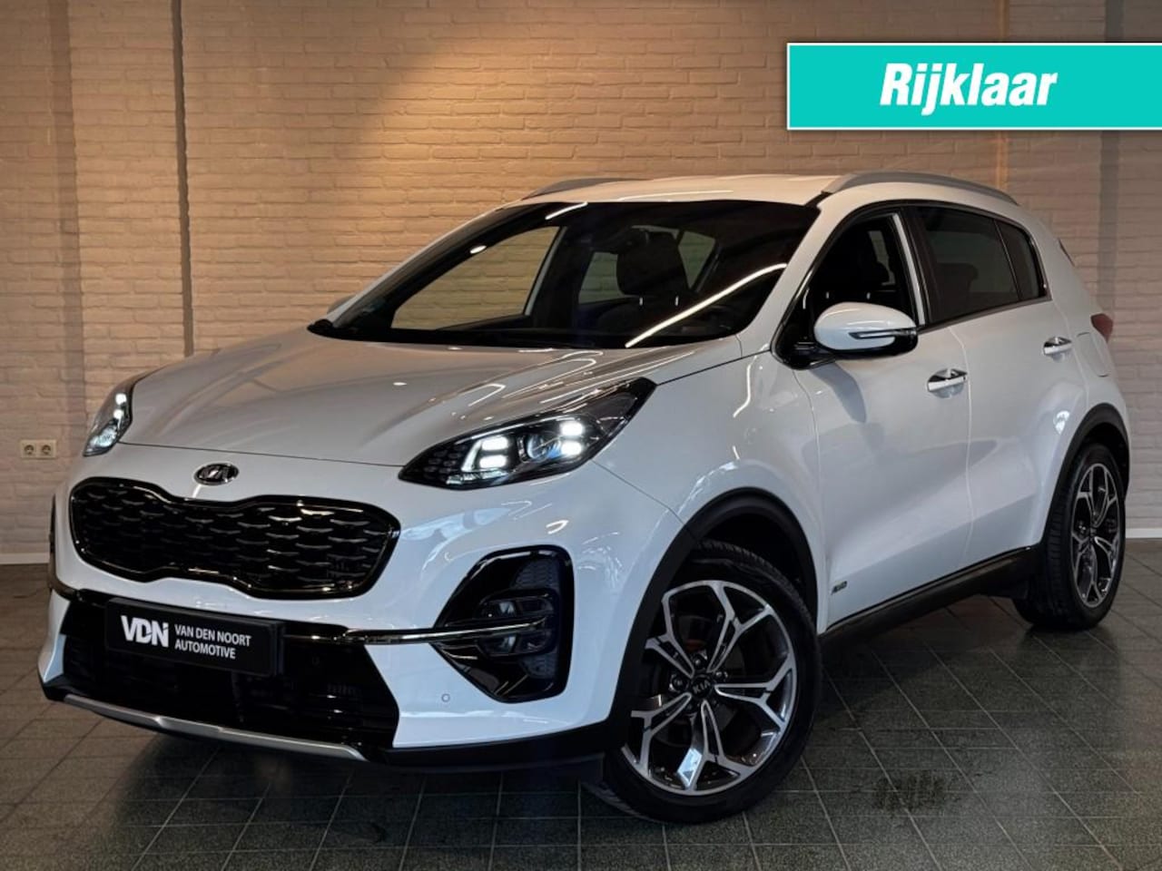 Kia Sportage - 1.6 T-GDI 4WD GT-Line 177pk Leder Trekhaak 360 Camera - AutoWereld.nl