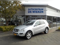 Mercedes-Benz M-klasse - 320 CDI V6 CLIMA LEDEREN BEKLEDING NAVI TREKHAAK YOUNGTIMER APK GEKEURD TOT 08-11-2026