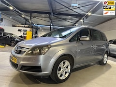 Opel Zafira - 2.2 Cosmo/ 7 persoons/Trekhaak/2x sleutels/Apk nw
