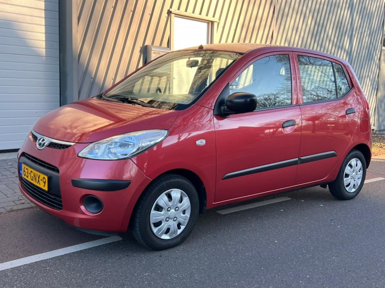 Hyundai i10 - 1.1i DynamicVersion - AutoWereld.nl