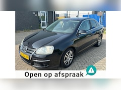 Volkswagen Jetta - 1.4 TSI Sportline Business