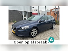 Volvo V40 - 1.6 D2 Momentum Business 2014