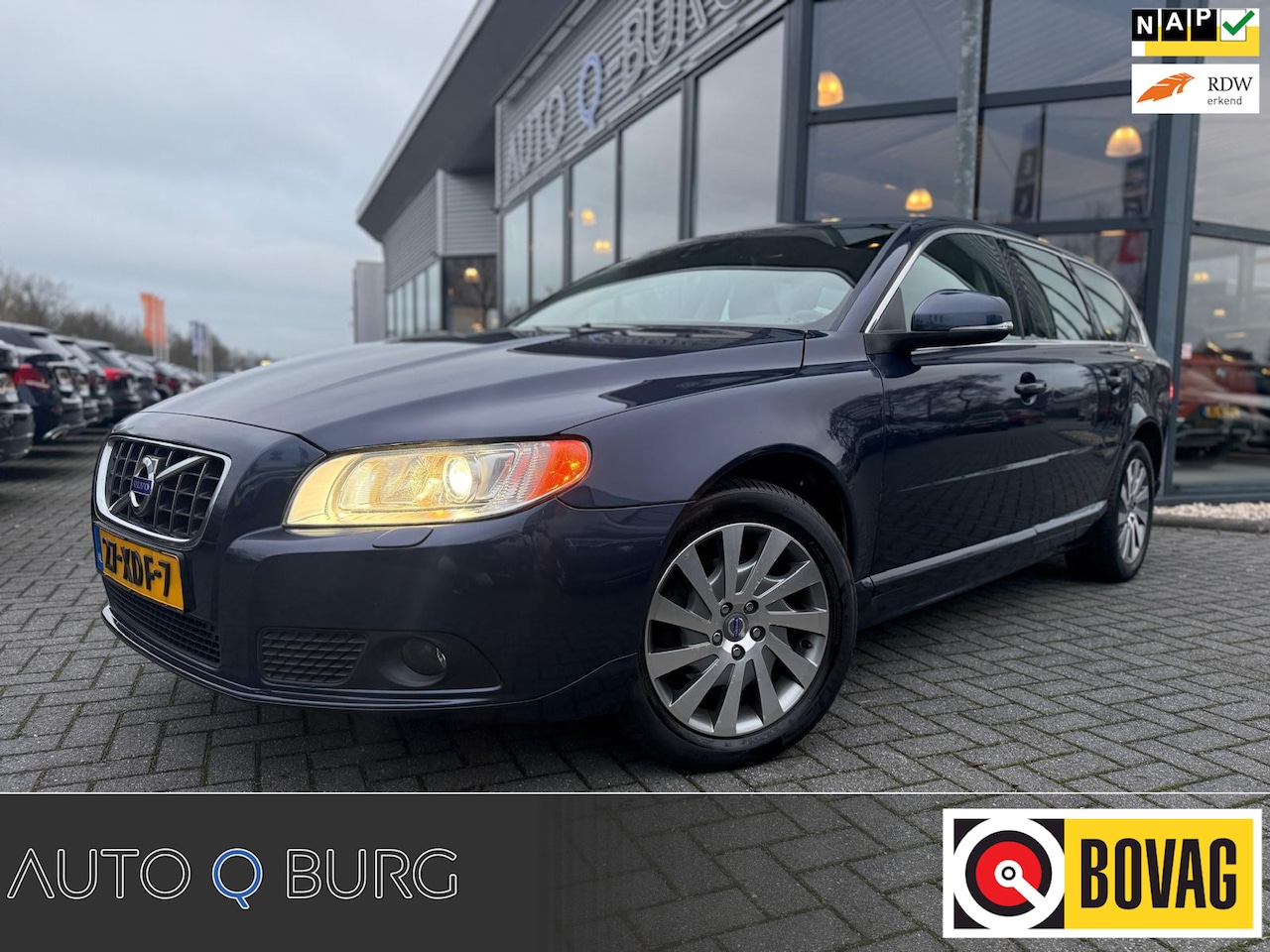 Volvo V70 - 1.6 T4 Limited Edition | Automaat | Trekhaak | Stoelverwarming | Leder | Navi | Cruiise | - AutoWereld.nl