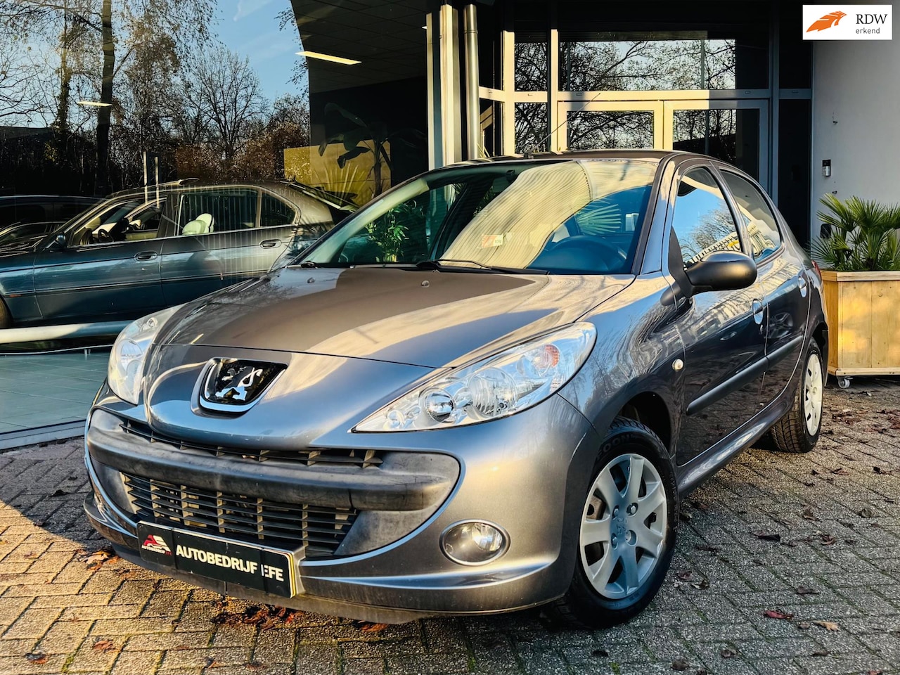 Peugeot 206 - 1.4 XS Airco*Strbkr*ElktrRmn - AutoWereld.nl