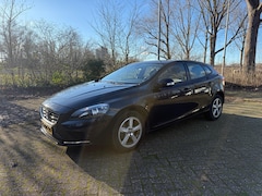 Volvo V40 - 1.6 D2 Momentum Leer