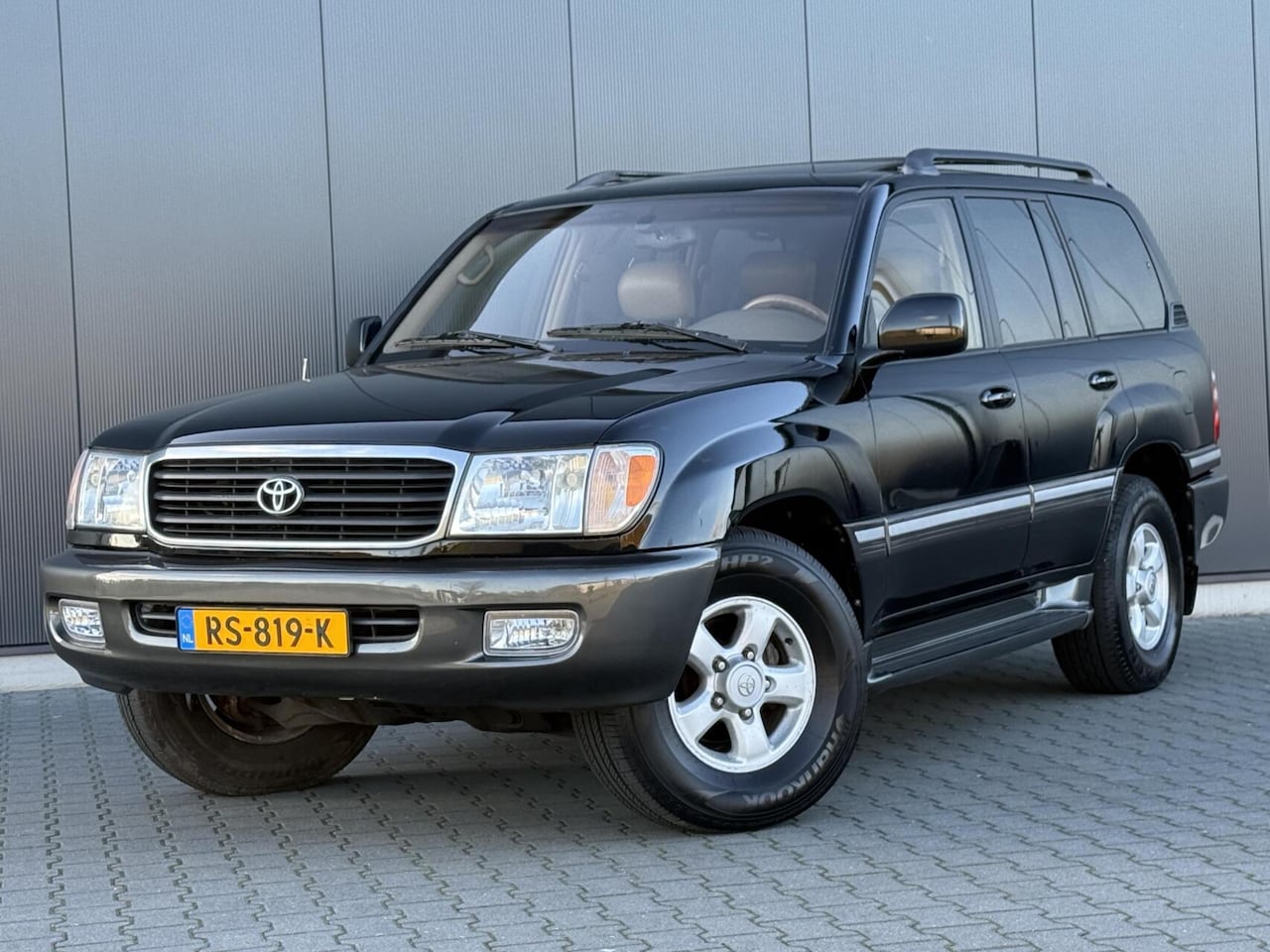 Toyota Land Cruiser 100 - LandCruiser 4.7I V8 Executive 7-Persoons - Leder - Zeer Nette Staat - AutoWereld.nl