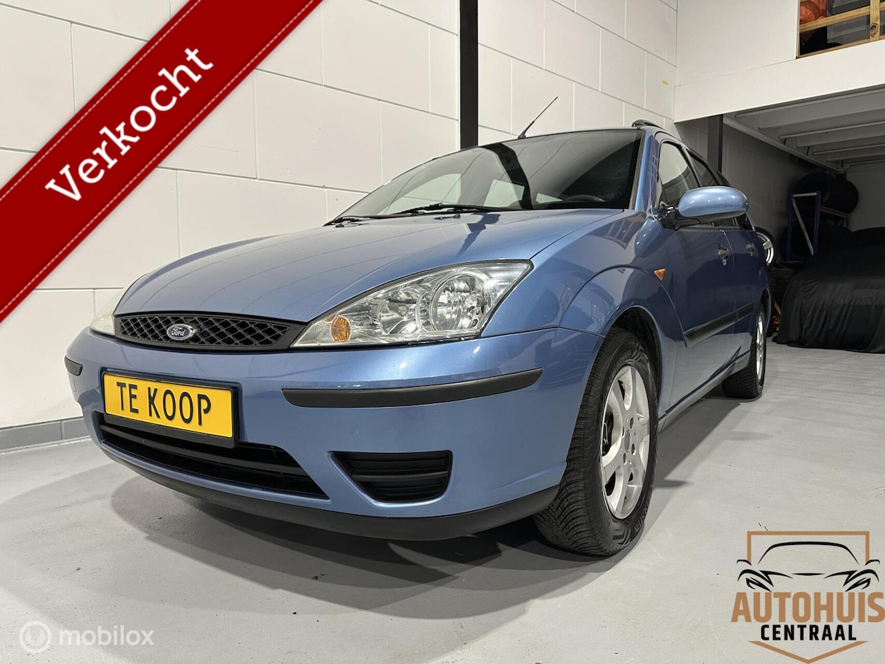 Ford Focus Wagon - 1.6-16V Centennial*Airco*trekhaak*elekramen - AutoWereld.nl