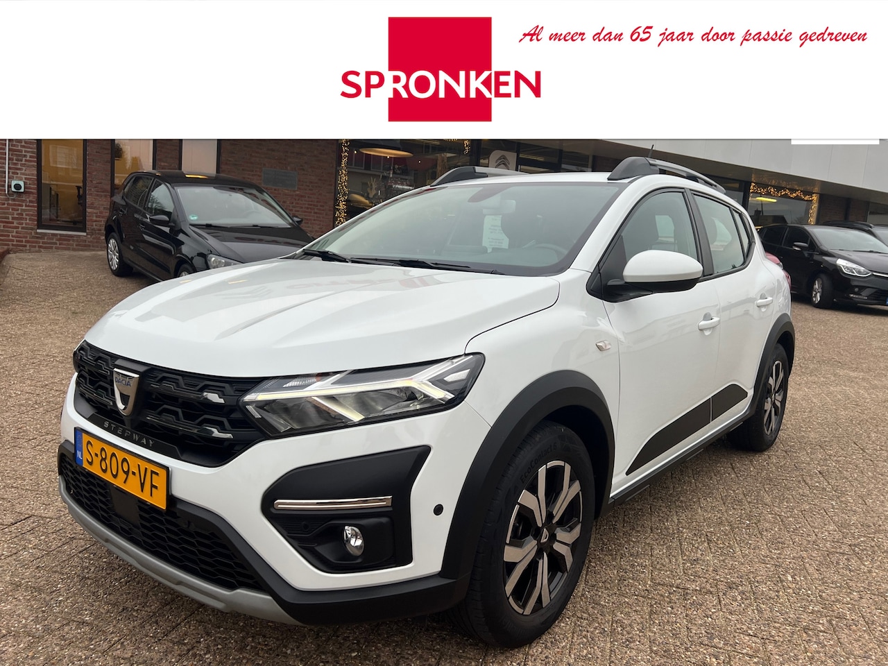 Dacia Sandero Stepway - 1.0 TCe 90 Comfort Navi-Camera-Keyless - AutoWereld.nl