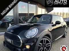 MINI Cooper - 1.5 | 1e Eigenaar | JCW | NL AUTO | John Cooper Works Pakket | 18 Inch | 2 Sleutels | Navi