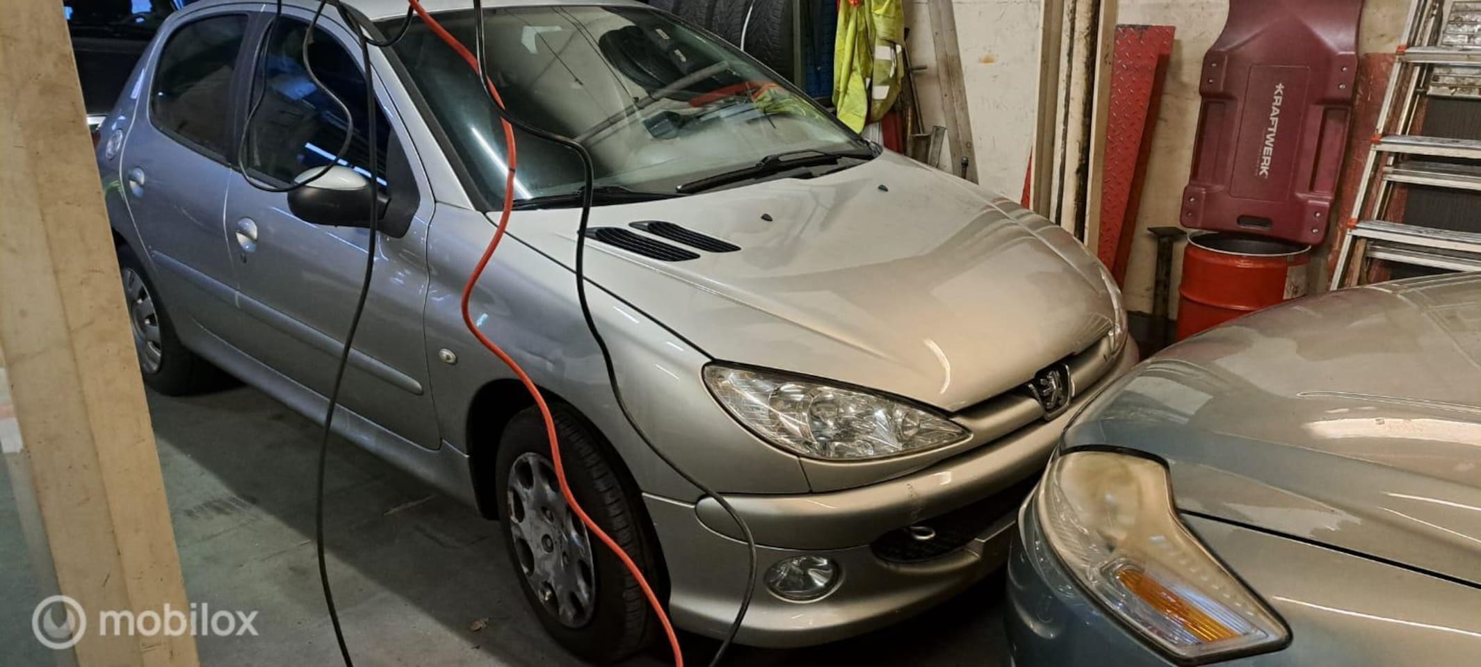 Peugeot 206 - 1.4-16V Motor defect zo meenemen €300 - AutoWereld.nl