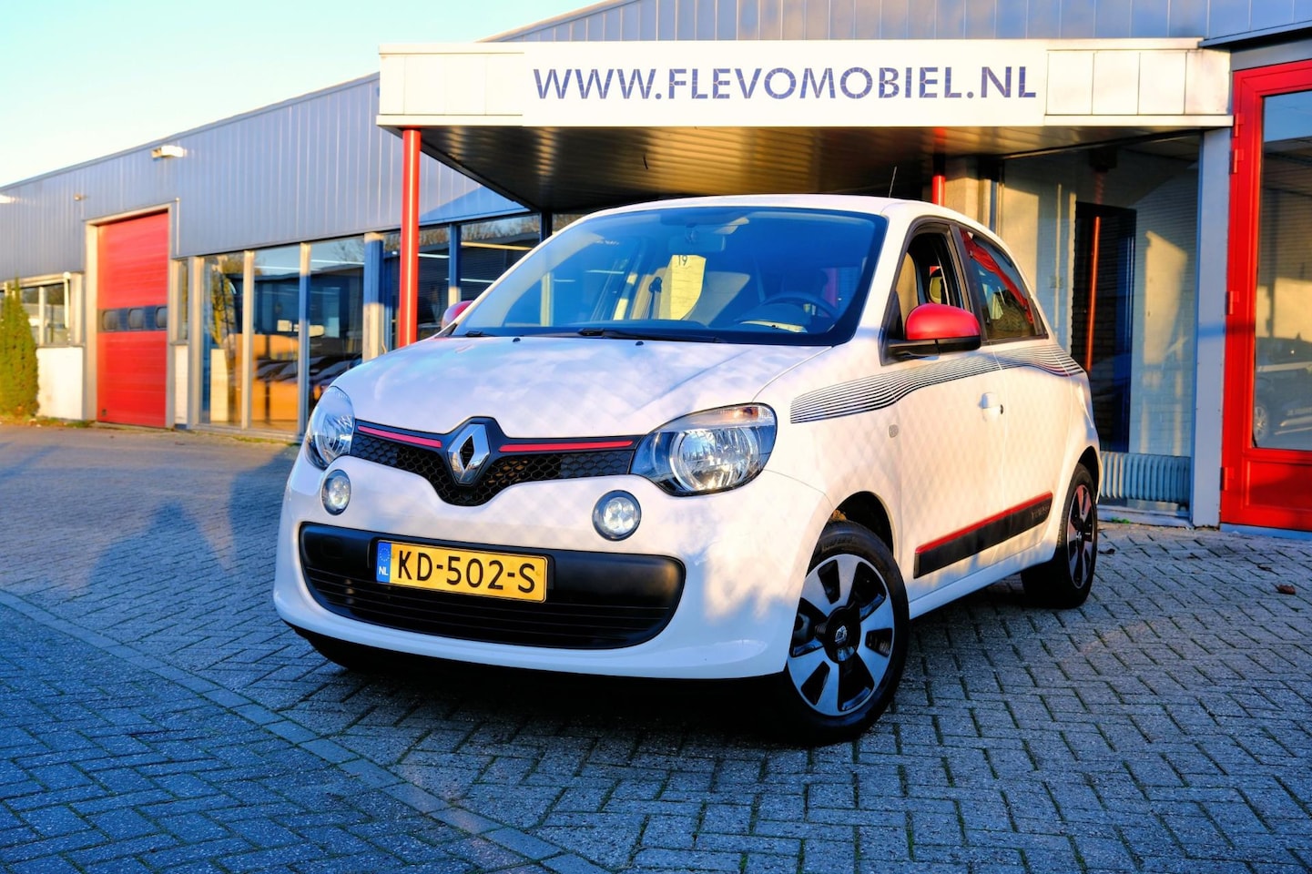 Renault Twingo - 1.0 SCe Collection 5-drs Airco - AutoWereld.nl