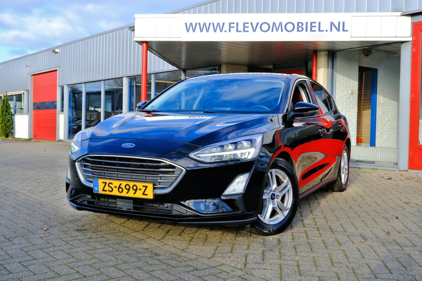 Ford Focus - 1.5 EcoBlue Titanium Business Navi|Pano|Cam|Adapt.Cruise|LMV - AutoWereld.nl