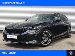 BMW 5-serie Touring - 540d xDrive M Sport High Executive Automaat / Panoramadak / Trekhaak / Bowers & Wilkins /