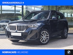 BMW X1 - xDrive25e M Sport Automaat / Achteruitrijcamera / Sportstoelen / M Adaptief onderstel / Co