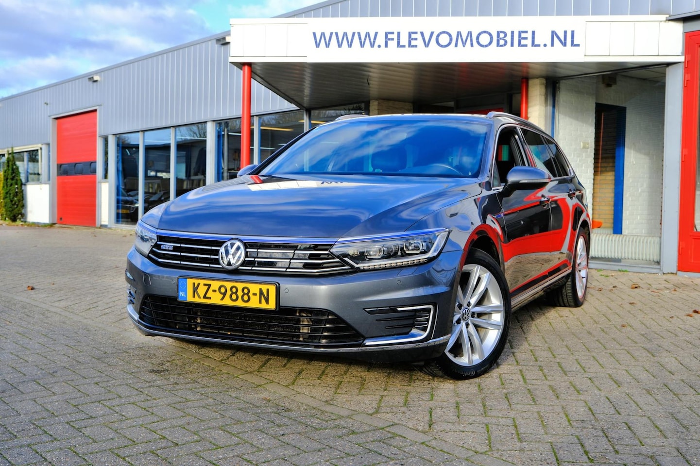 Volkswagen Passat Variant - 1.4 TSI GTE Aut. Pano|Leder|Virtual Displ|Adapt.Cruise|LMV - AutoWereld.nl