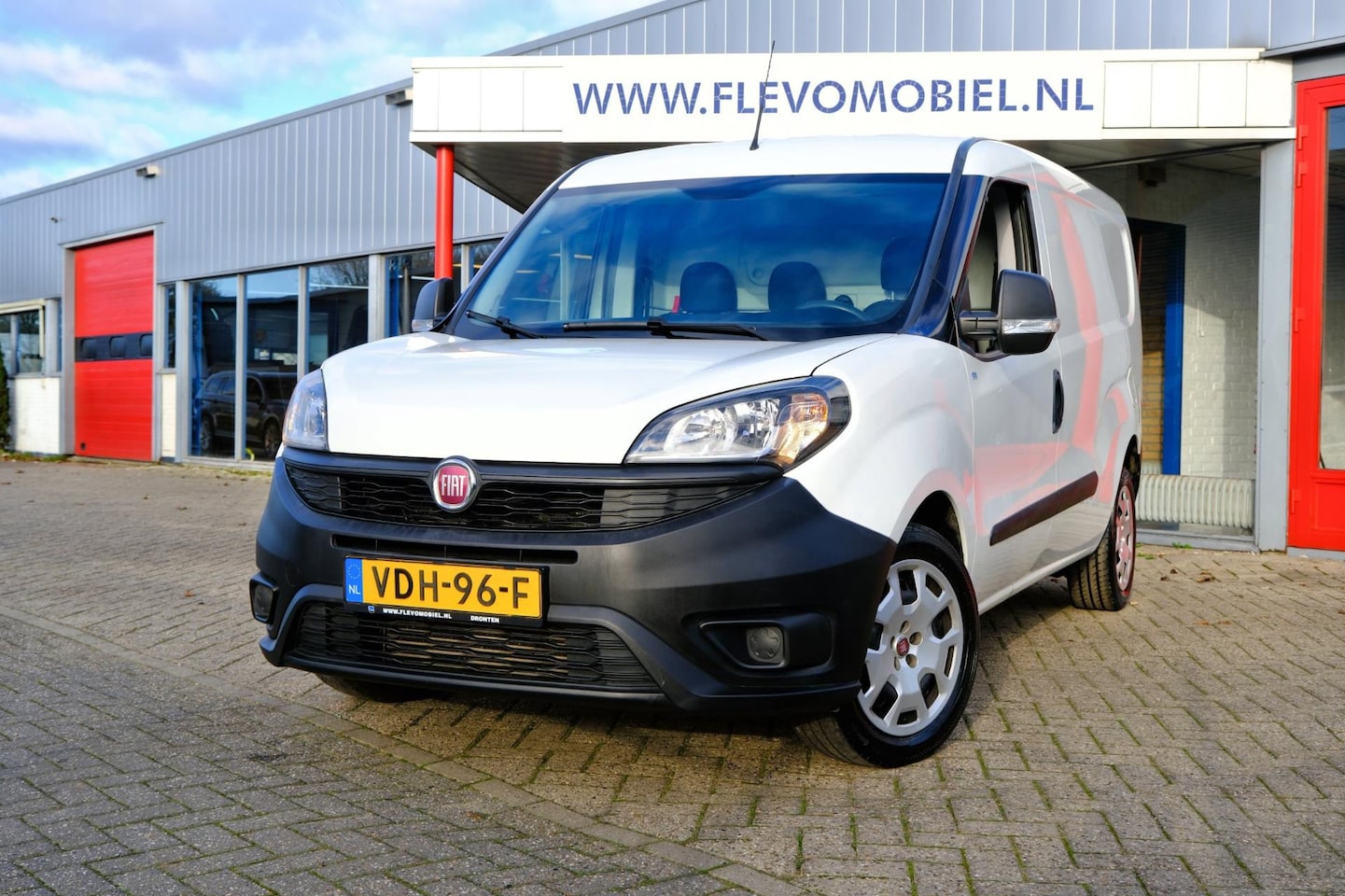 Fiat Doblò Cargo - 1.6 MJ L2H1 Maxi 3-pers Navi|Airco|Cruise - AutoWereld.nl
