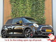 MINI John Cooper Works - 2.0 Chili|PANO|HEAD UP|231PK|JCW|HARMAN KARDON