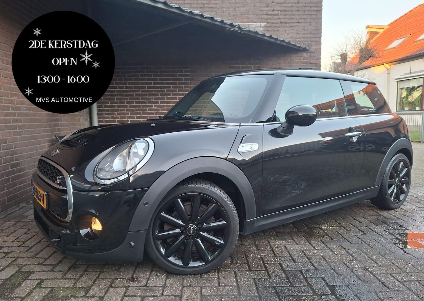 MINI Cooper S - Mini 2.0 192PK Chili Serious Business Panoramdak / Navigatie / Harman & Kardon / Achteruit - AutoWereld.nl